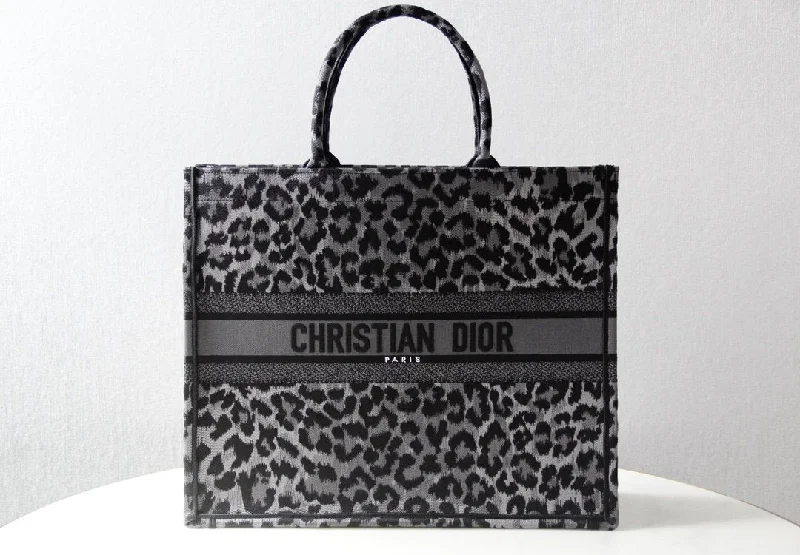 GlitzyBags - Designer bags by Dior 260