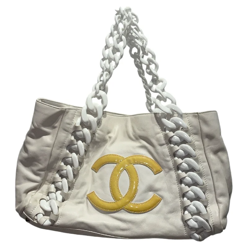 CHANEL/Bag/WHT/