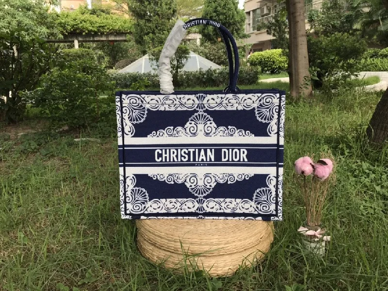 GlitzyBags - Designer bags by Dior 257