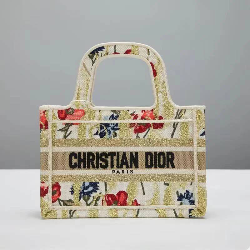 GlitzyBags - Designer bags by Dior 271